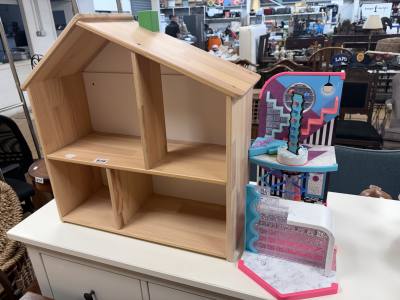 DOLLS HOUSE + OTHER