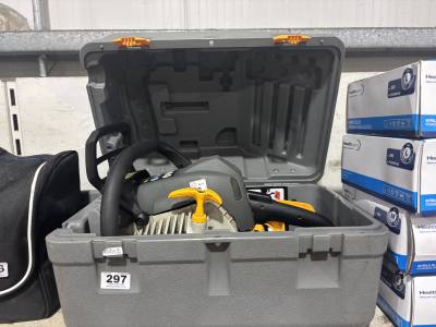 PETROL CHAINSAW