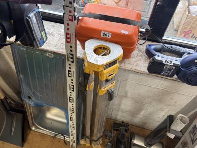 THEODOLITE STAND