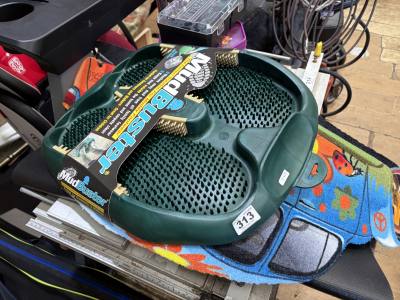 BOOT SCRAPER + MATS