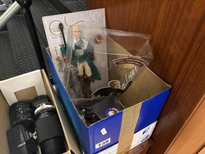 BOX OF HARRY POTTER COLLECTABLES