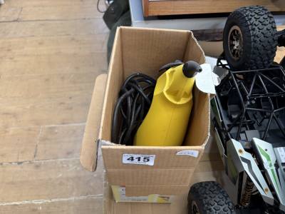 KARCHER STEAM CLEANER