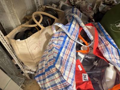 FOOD MIXER + BAG OF HOUSEHOLD ITEMS