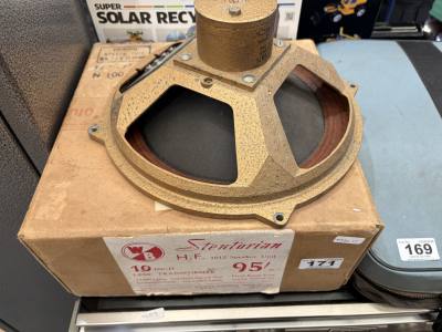 PAIR OF VINTAGE SPEAKERS