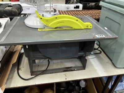 TABLE SAW