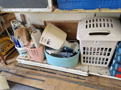 3 X TUBS OF PAINT + 2 X BOX LOTS