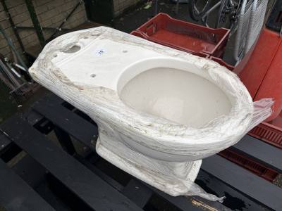 CERAMIC TOILET PAN BOWL