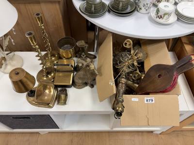 TABLE LOT OF BRASS
