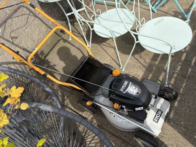 RYOBI PETROL MOWER (SAS)