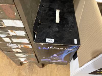 BOXED VACUUM