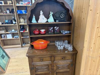 OAK DRESSER