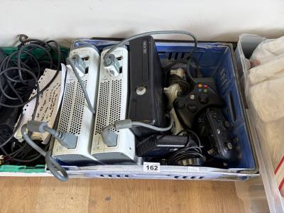 BOX OF XBOX 360'S