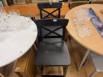 2 X BLACK WOODEN BAR STOOLS