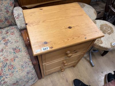 PINE 3 DRAWER CHEST