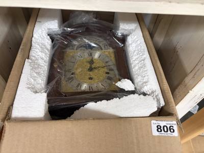 MANTLE CLOCK
