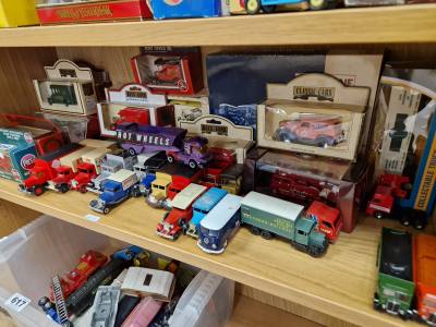SHELF LOT OF COLLECTORS CARS