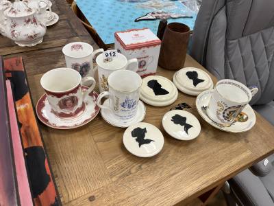 TABLE LOT