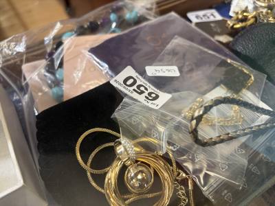 LOLA ROSE NECKLACE + GOLD PLATE CHAIN ETC