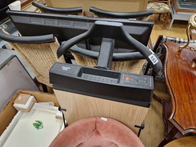 ELECTRIC TROUSER PRESS