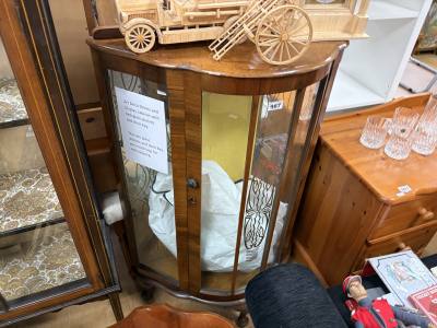 CHINA CABINET