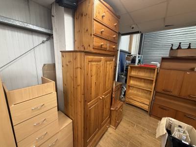 PINE BEDROOM SUITE