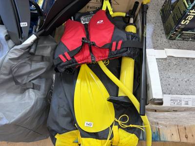 INFLATABLE KAYAK + OAR + PUMP + LIFE JACKET