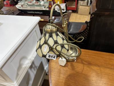 TIFFANY STYLE LAMP