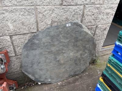 ROUND PIECE OF  SLATE