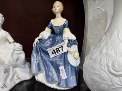 ROYAL DOULTON FIGURE "HILARY"