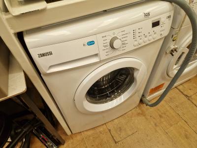 ZANUSSI 8KG WASHING MACHINE