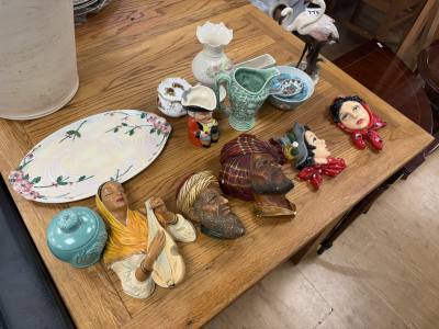 TABLE LOT