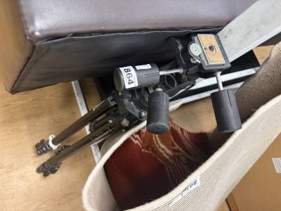 CAMERA STAND