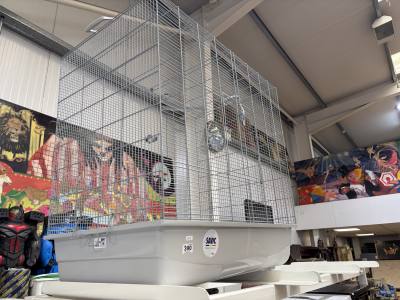 PET CAGE