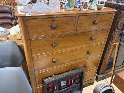 VICTORIAN TALL DRAWER CHEST