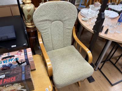 ROCKING CHAIR