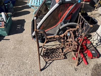 SINGER SEWING MACHINE CAST FRAME