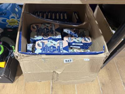 BOX OF CHRISTMAS CARDS
