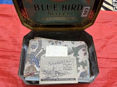 LOT OF CIGARETTE CARDS