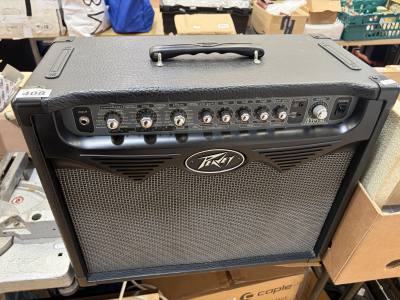 PEAVEY AMP