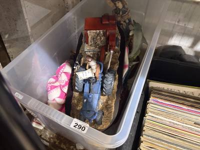 BOX OF FIGURES