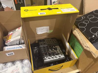 BOX OF GUITAR EQUIPMENT