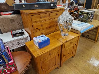 3 PIECE PINE BEDROOM SUITE