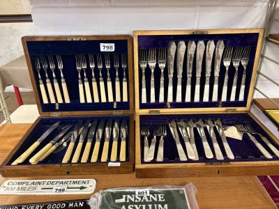 CASED FISH KNIFE + FORKS + CUTLERY SET