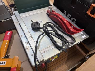 TILE CUTTER + GUIDES