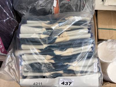 BUNDLE OF GLOVES