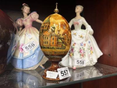 RUSSIAN LACQUER HAND PAINTED EGG