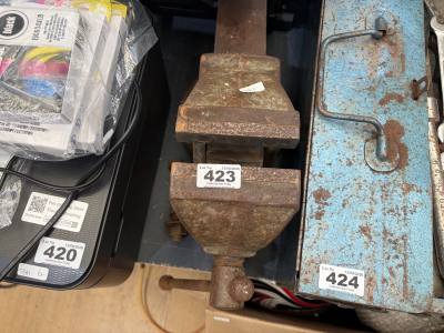 BENCH VICE