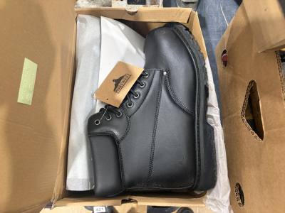 (SIZE 13) WORK BOOTS