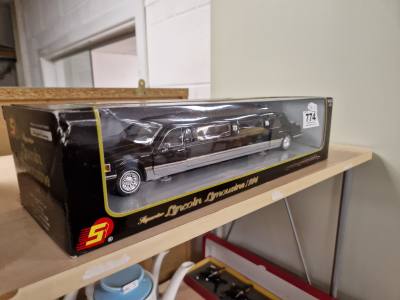 BOXED LINCOLN MODEL