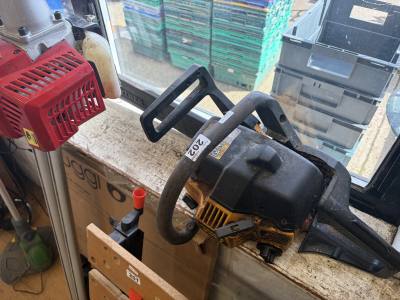PETROL CHAINSAW (SAS)